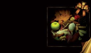 Gifts of nature naturmort in dramatic lighting on black